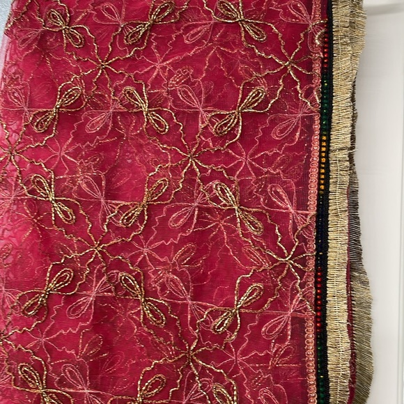 Beautiful 3 PCs Pakistani designer wedding, evening dress - Picture 7 of 8